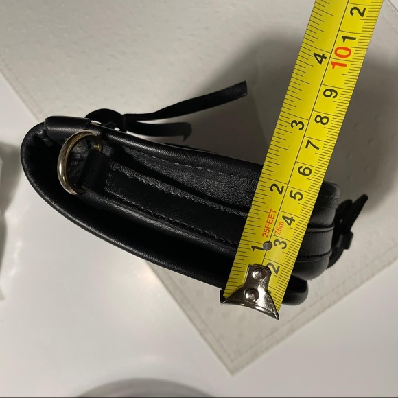 Roots Cross Body Bag - Picture 7 of 7